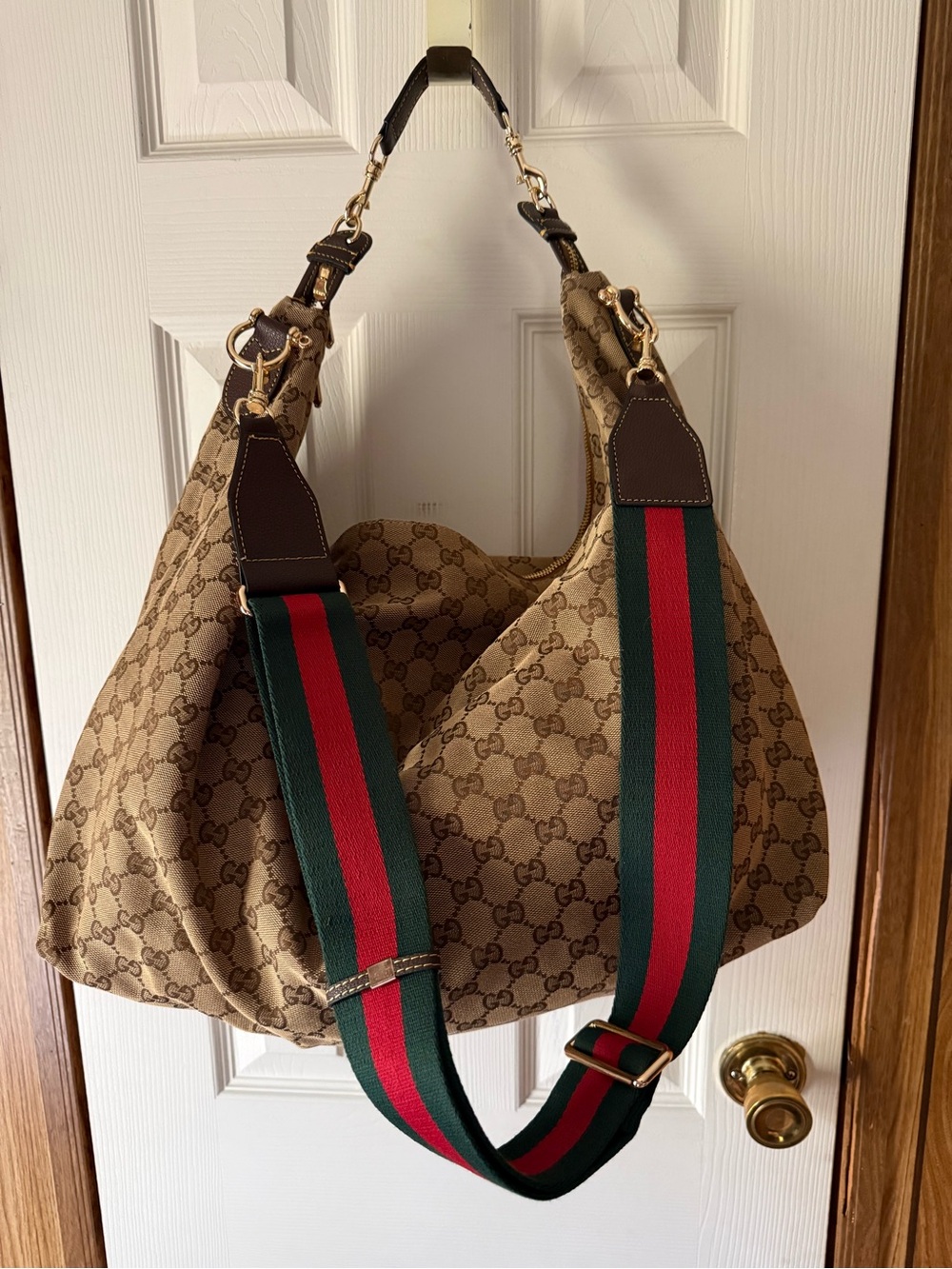 Beige GG Canvas Shoulder/Tote Hobo Bag with Green-Red Adjustable Guitar Strap